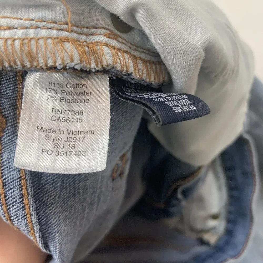 J Crew Jeans 28 Straight Leg Destroyed Distressed Medium Wash Women’s